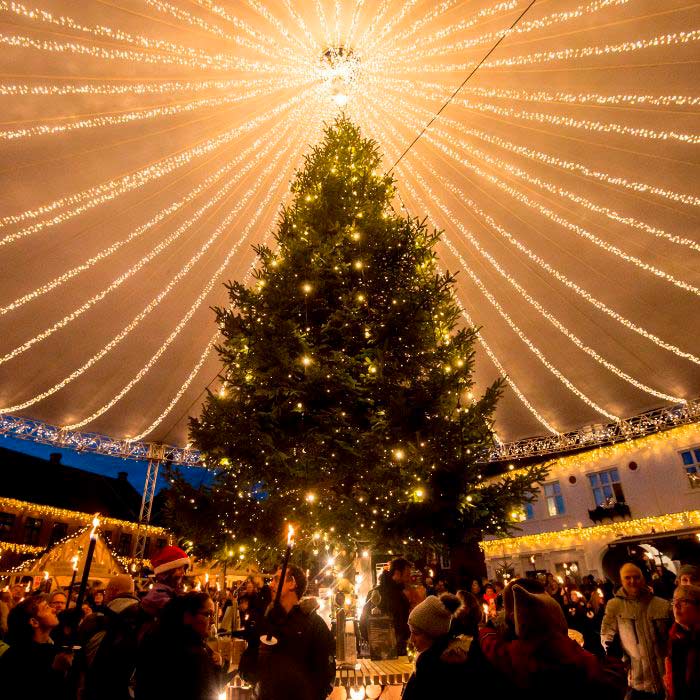 Mærk stemningen... Julemarked på Nytorv Mærk stemningen... Julemarked på Nytorv